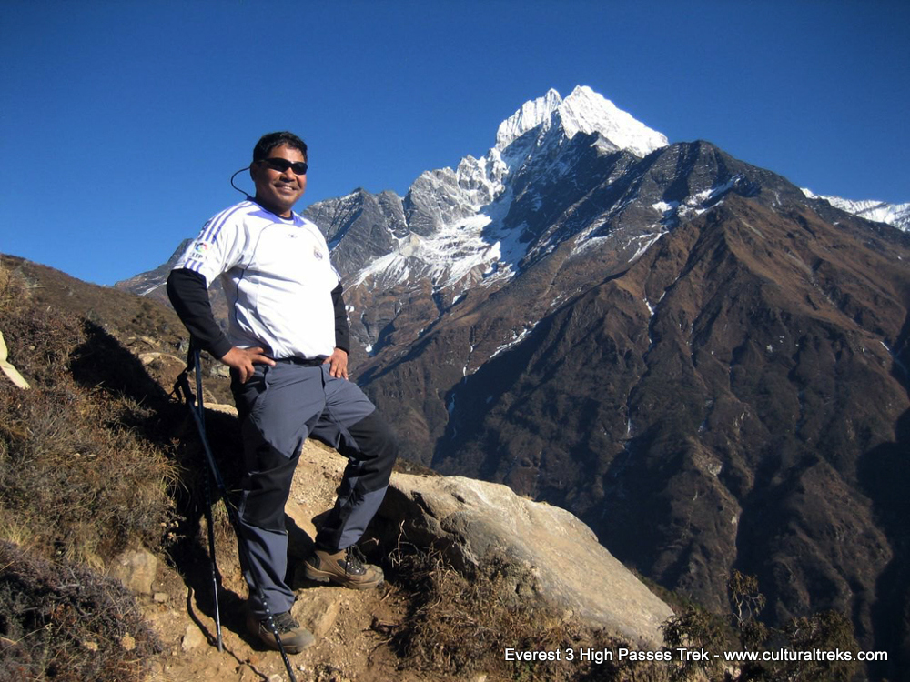 Everest Three High Passes Trek