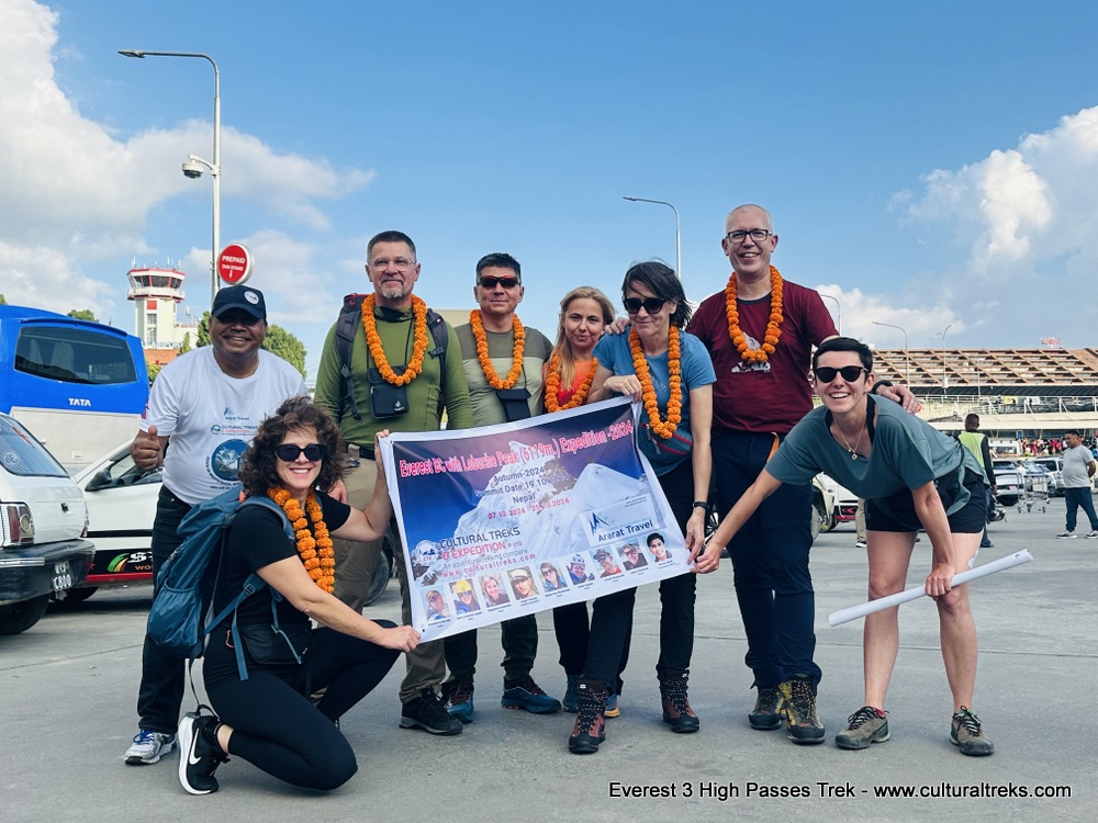 Everest Three High Passes Trek