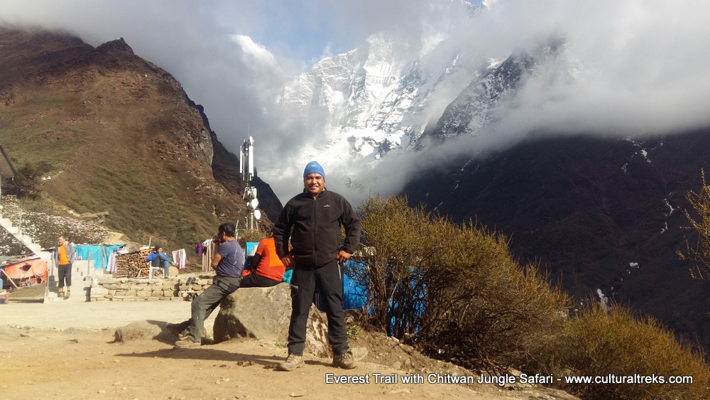 Everest Trail and Chitwan Jungle Safari