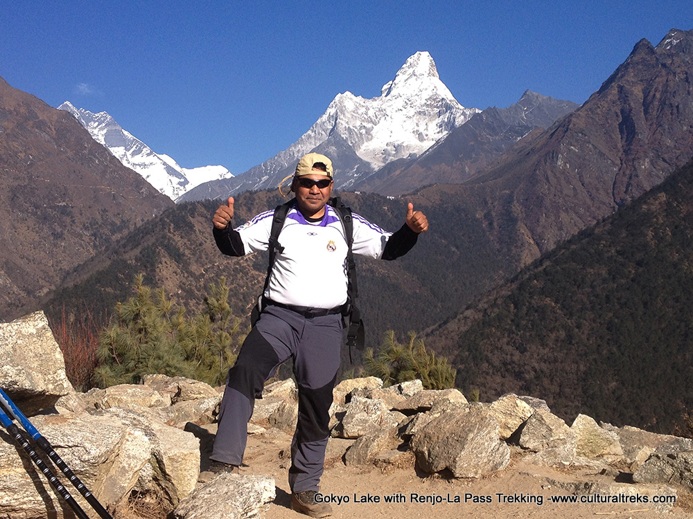 Gokyo Lake with Renjo-La Pass Trekking
