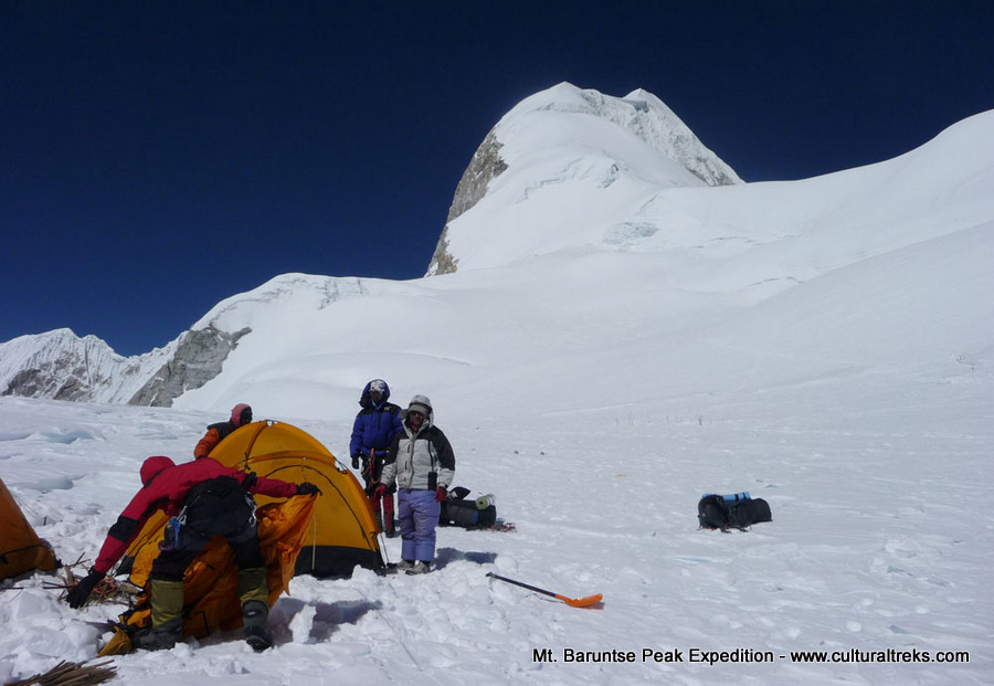 Mt. Baruntse Peak 7,129m Expedition