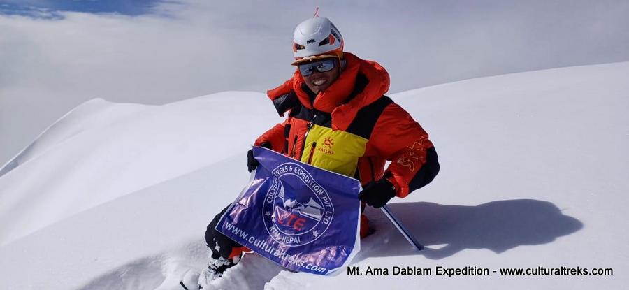 Island Peak with Ama Dablam Expedition