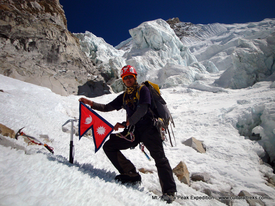 Lho La Peak 6,036m Expedition (Khumbu Tse)