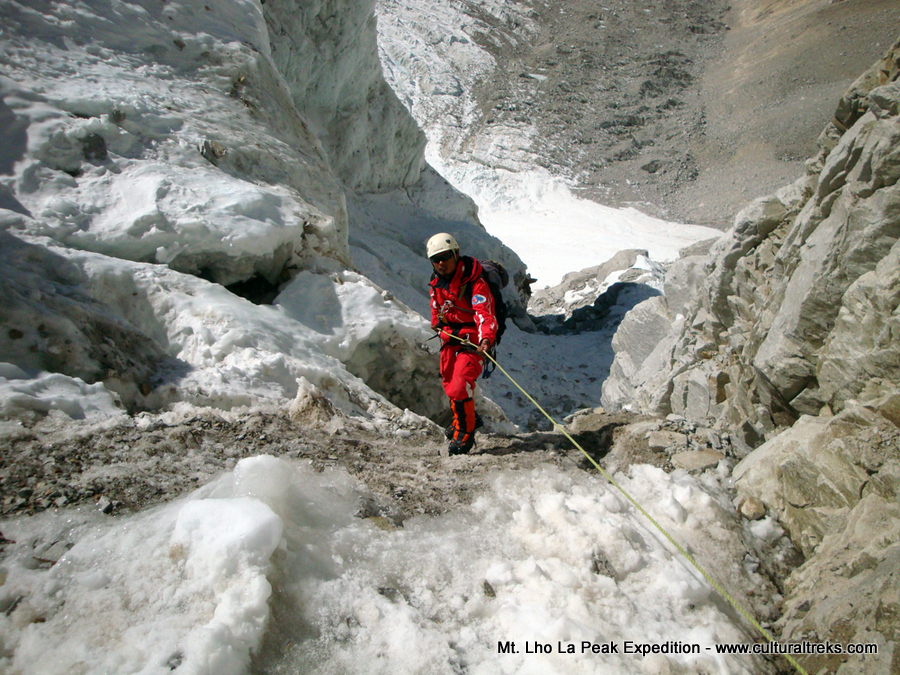 Lho La Peak 6,036m Expedition (Khumbu Tse)