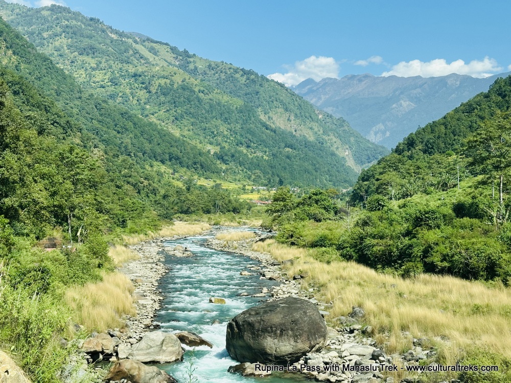 Rupina-La Pass with Manaslu Trek