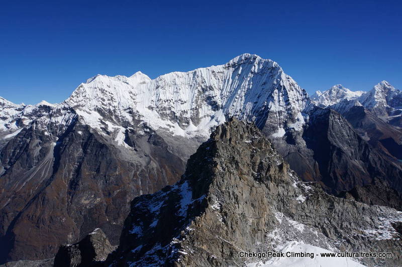 Chekigo Peak Climbing - Rolwaling Valley