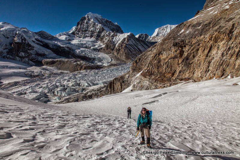 Chekigo Peak Climbing - Rolwaling Valley
