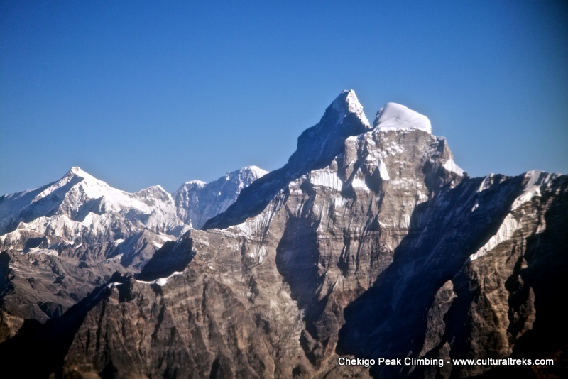 Chekigo Peak Climbing - Rolwaling Valley