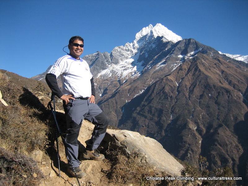 Cholatse Peak Expedition