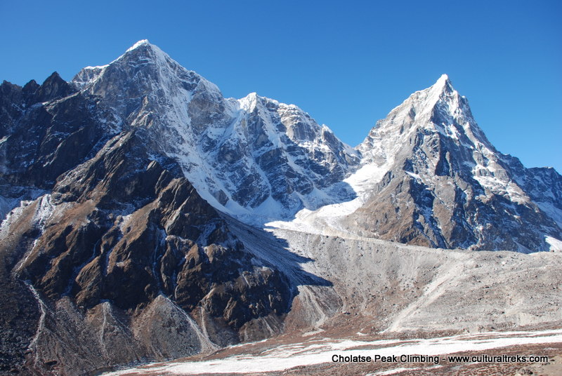Cholatse Peak Expedition