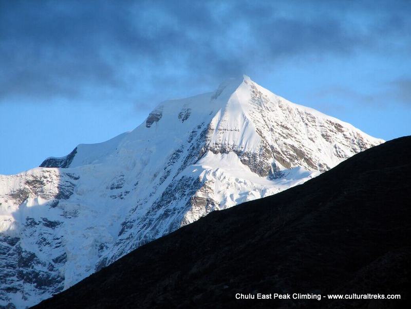 Chulu East Peak Climbing