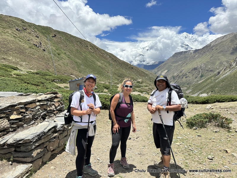 Chulu West Peak Climbing