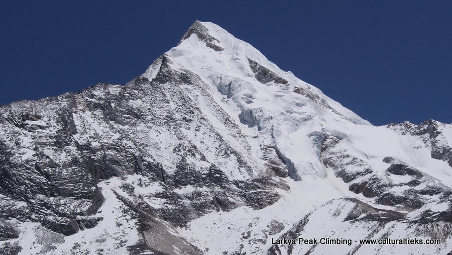 Larkya Peak Climbing - Manaslu Region