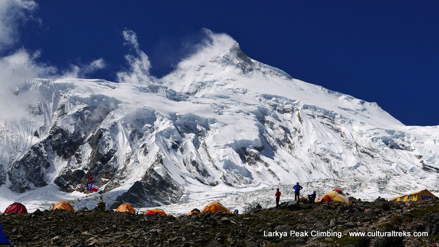 Larkya Peak Climbing - Manaslu Region
