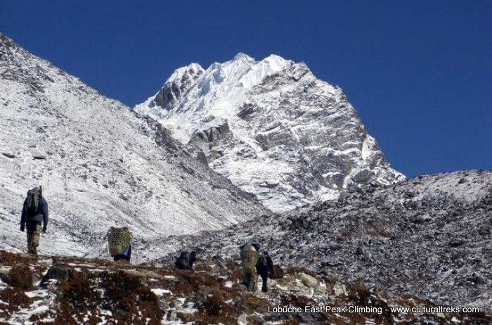 Lobuche East Peak Climbing