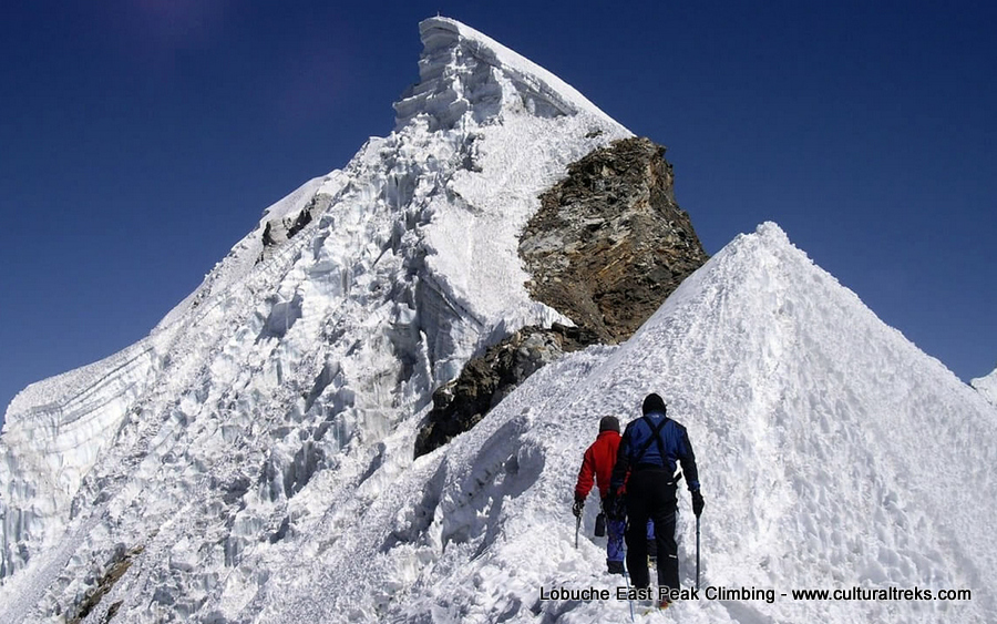 Lobuche East Peak Climbing