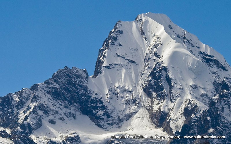 Naya Kanga (Ganja-La) Peak Climbing