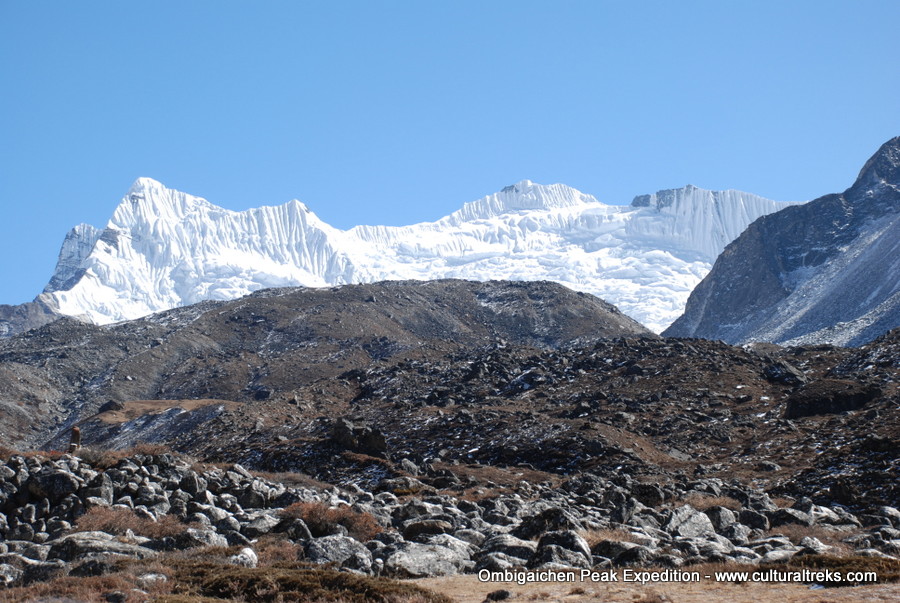 Ombigaichen Peak Climbing