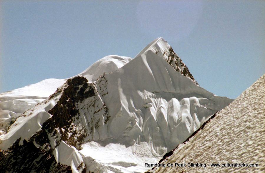 Ramdung Go Peak Climbing - Rolwaling Region