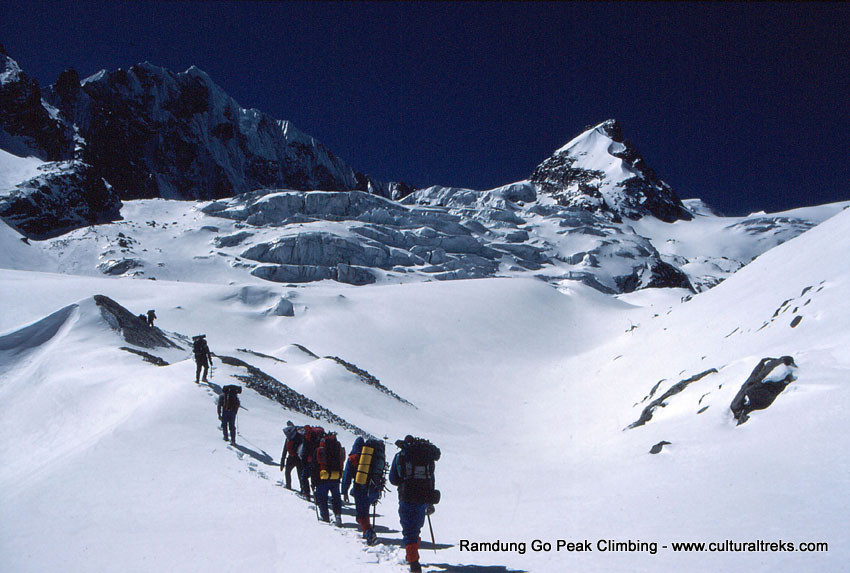 Ramdung Go Peak Climbing - Rolwaling Region
