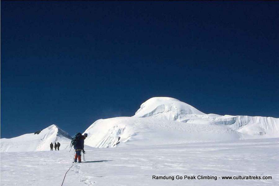 Ramdung Go Peak Climbing - Rolwaling Region