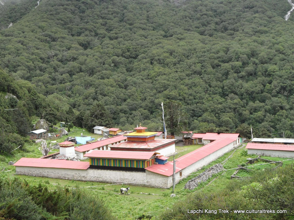 Lapchi Kang Trek